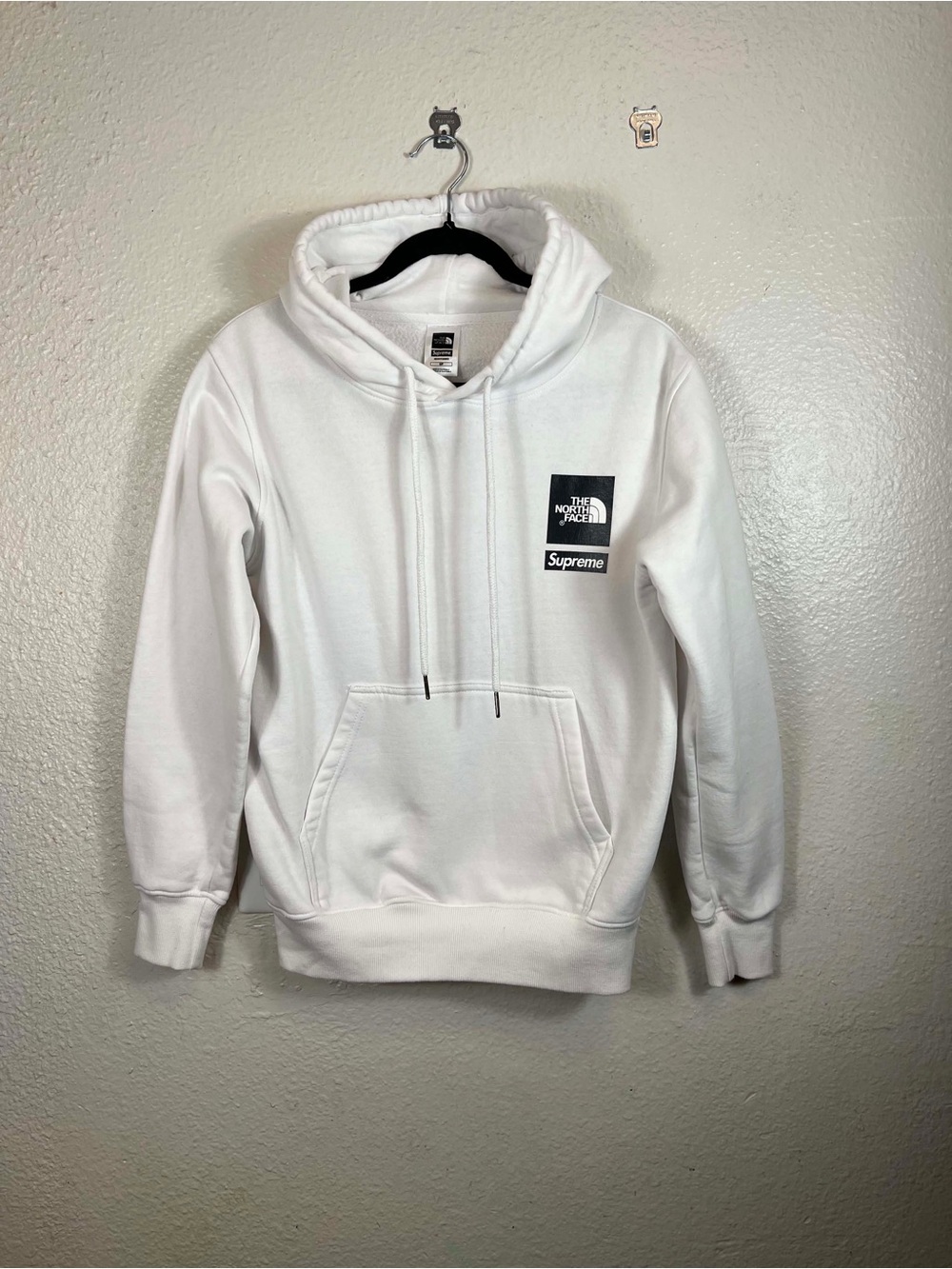 The North Face x Supreme White Logo Hoodie - Men